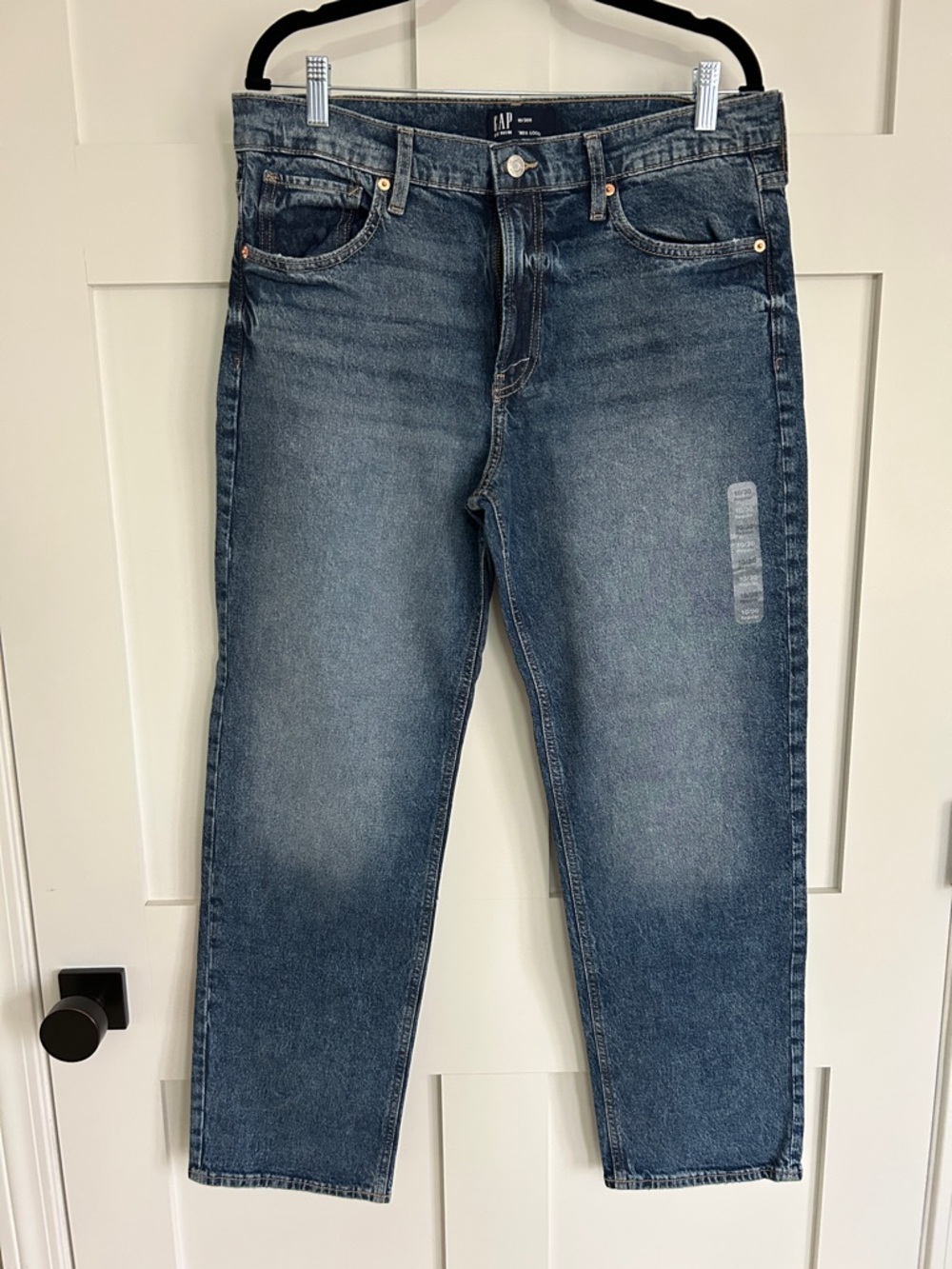 GAP Woman’s Medium Wash 90’s Loose Fit Straight Jeans
